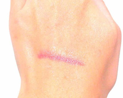 リップ フラッシュ ビッテン ストロボ/MAYBELLINE NEW YORK/口紅を使ったクチコミ(3枚目)