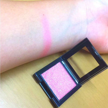 シングルアイシャドウ/マリブビューティー/単色アイシャドウを使ったクチコミ(2枚目)