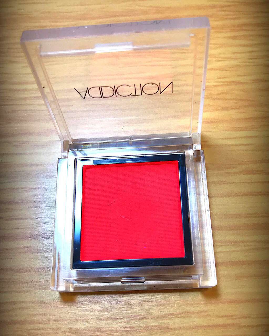 アディクション ザ アイシャドウ 93 Alice (M) /ADDICTION/単色アイシャドウを使ったクチコミ（1枚目）