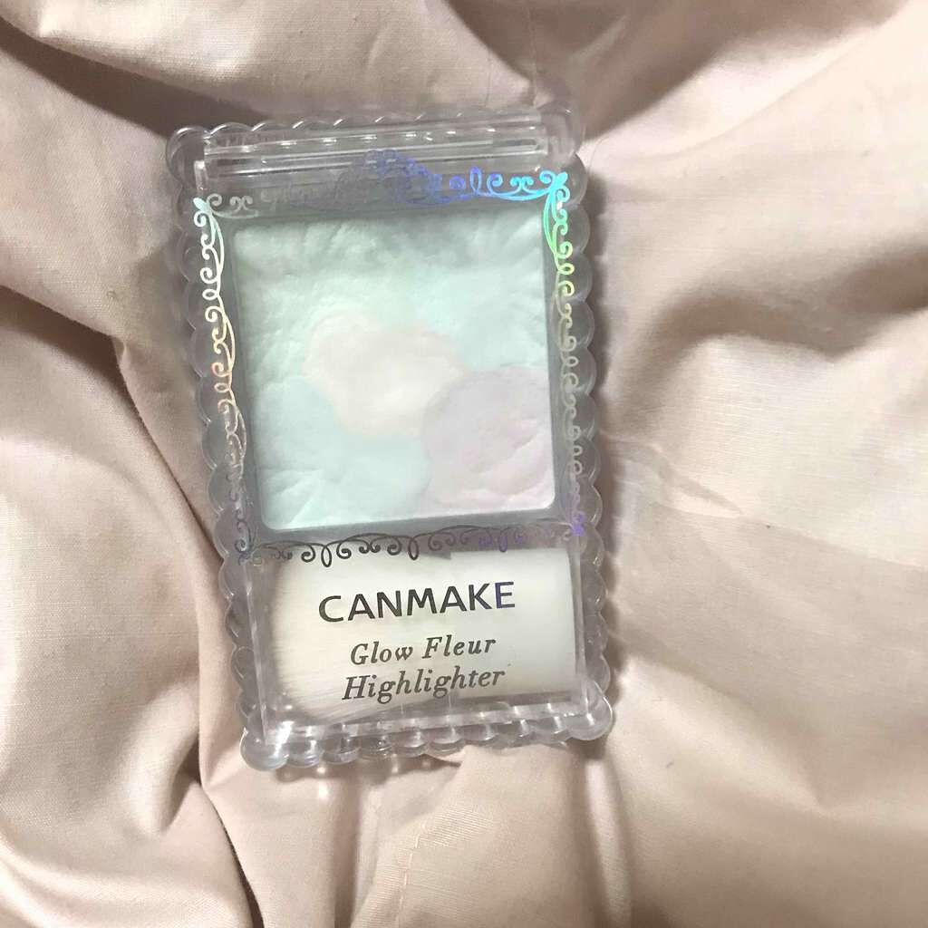 グロウフルールハイライター/キャンメイク/パウダーハイライトを使ったクチコミ(1枚目)