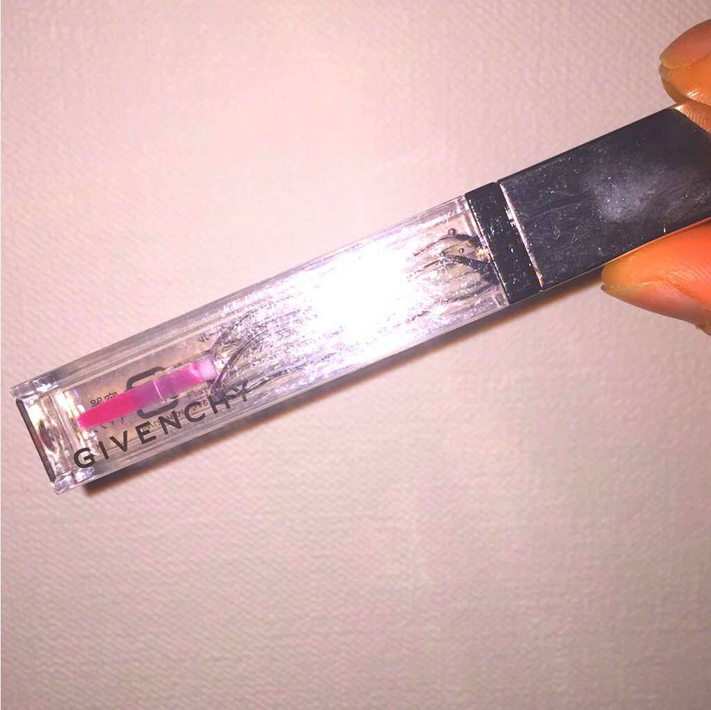 グロス・レヴェラトゥール/GIVENCHY/リップグロスを使ったクチコミ(1枚目)