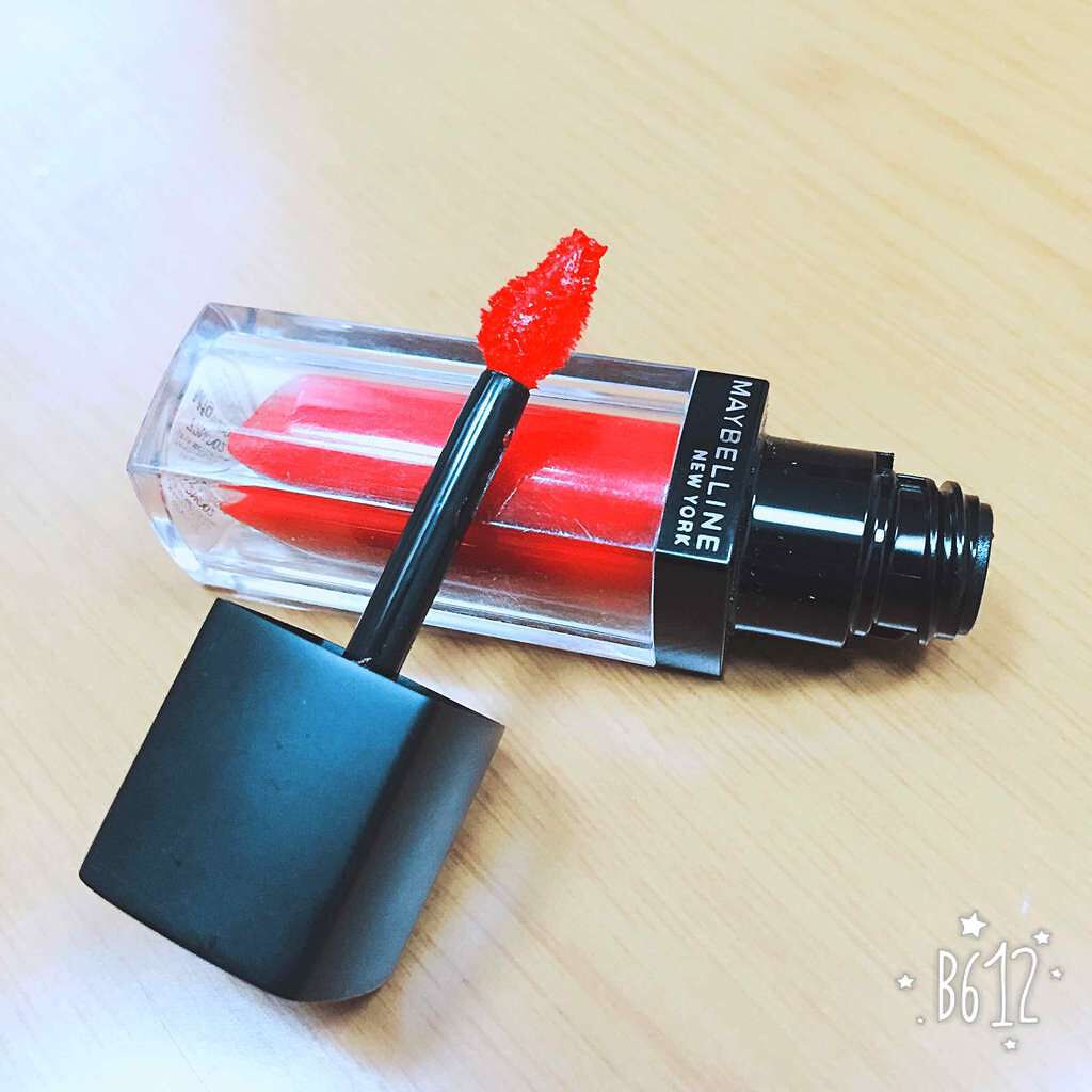 ビビッドマットリキッド/MAYBELLINE NEW YORK/口紅を使ったクチコミ(2枚目)