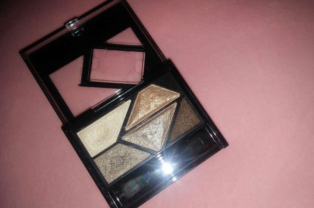 メタルグラマーアイズ/KATE/アイシャドウパレットを使ったクチコミ(2枚目)