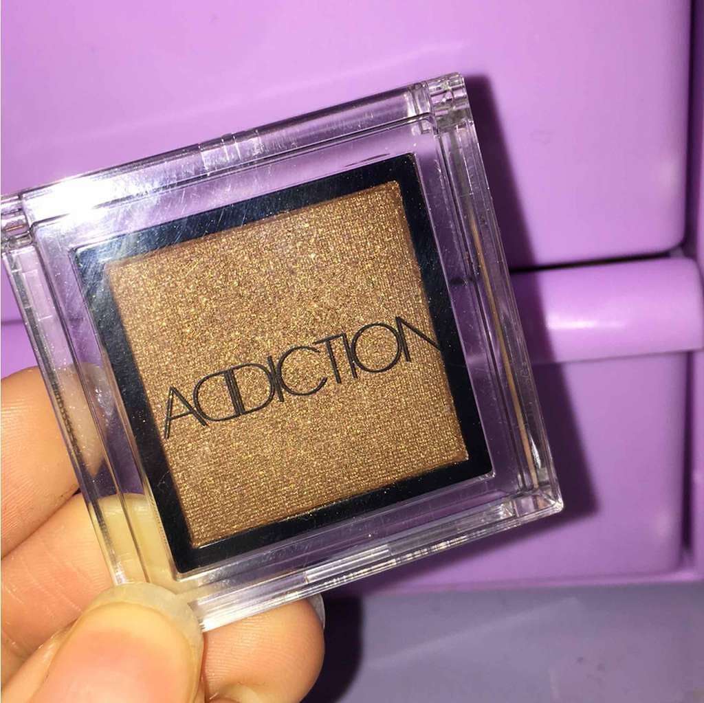 アディクション ザ アイシャドウ 73 Dolce Vita (P) /ADDICTION/単色アイシャドウを使ったクチコミ（1枚目）