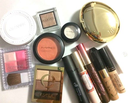 イオン デ クッション/UZU BY FLOWFUSHI/クッションファンデーションを使ったクチコミ(1枚目)