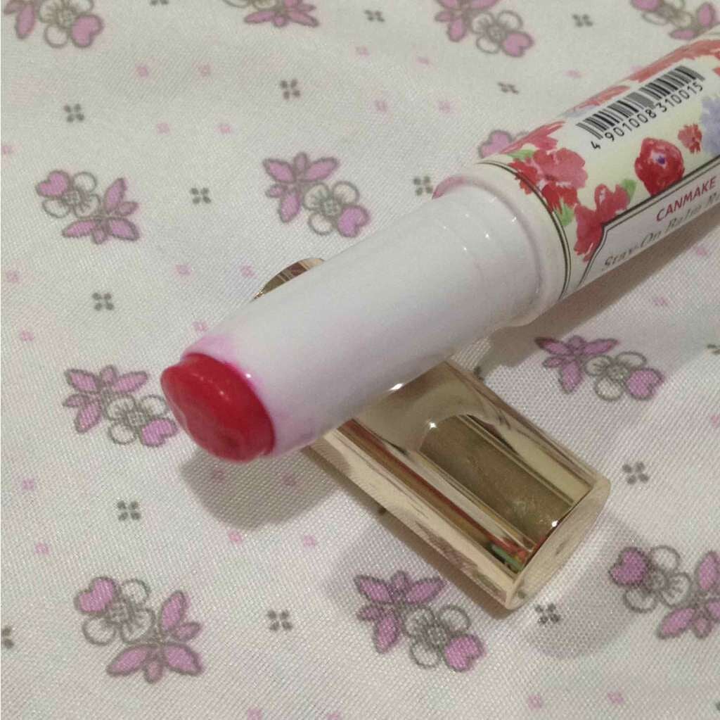 ステイオンバームルージュ/キャンメイク/口紅を使ったクチコミ(2枚目)
