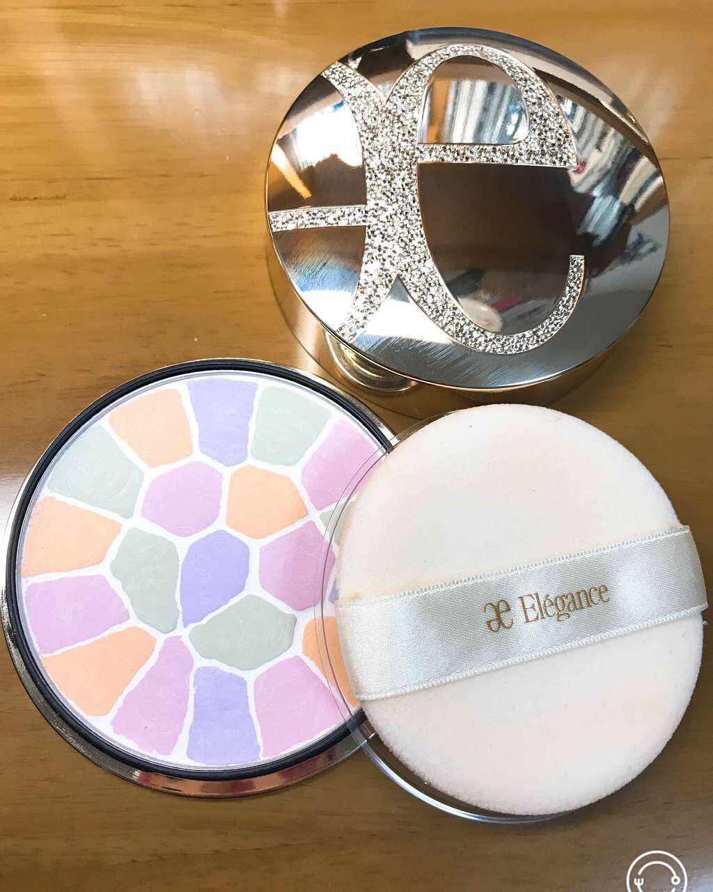 エレガンス ラ プードル オートニュアンス リクスィーズ/Elégance/プレストパウダーを使ったクチコミ（1枚目）