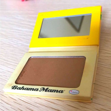 the Balm バハマママのクチコミ「シャドーイングを入れたいけど変になったらどうしよぅっ！？と心配している初心者の方にオススメの商.....」（2枚目）