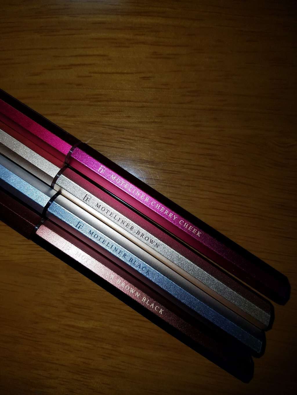 モテライナー リキッド/UZU BY FLOWFUSHI/リキッドアイライナーを使ったクチコミ(1枚目)