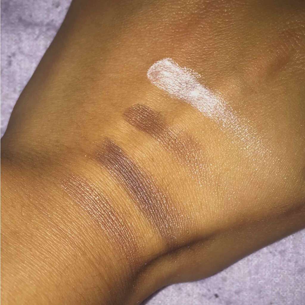 エルファー パールインアイシャドウ/DAISO/アイシャドウパレットを使ったクチコミ（2枚目）