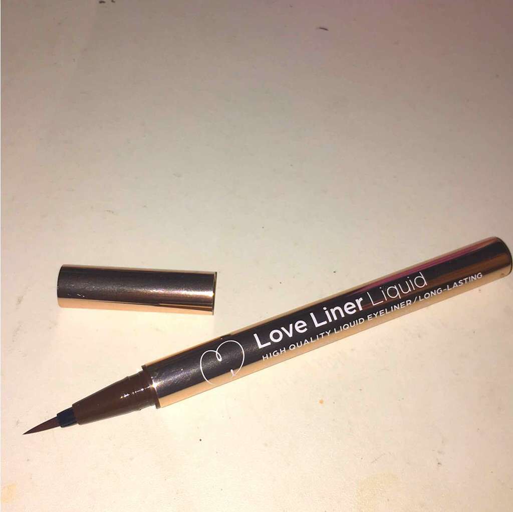 ラブ・ライナー リキッドアイライナーＲ３/ラブ・ライナー/リキッドアイライナーを使ったクチコミ（2枚目）