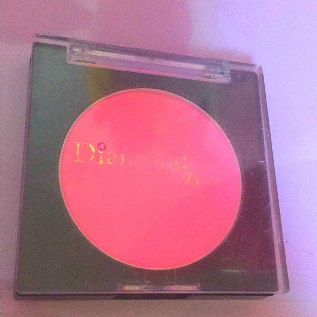 ダイヤモンドビューティー チーク/Diamond Beauty(ウェーブコーポレーション)/パウダーチークを使ったクチコミ(1枚目)