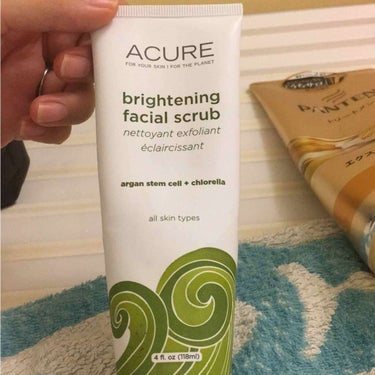 Brightening facial scrub/美白スクラブ洗顔料/Acure Organics/スクラブ・ゴマージュを使ったクチコミ（1枚目）