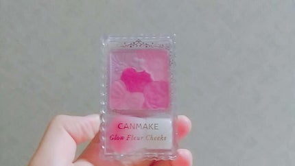 グロウフルールチークス/キャンメイク/パウダーチークを使ったクチコミ(1枚目)