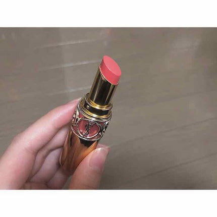 ルージュ ヴォリュプテ シャイン/YVES SAINT LAURENT BEAUTE/口紅を使ったクチコミ(2枚目)