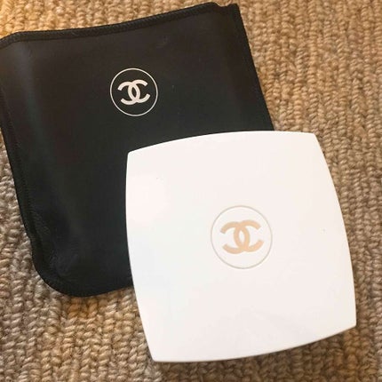 ル ブラン コンパクト ラディアンス 21 ベージュ / CHANEL ル ブラン コンパクト ラディアンス 21 ベージュ / CHANEL