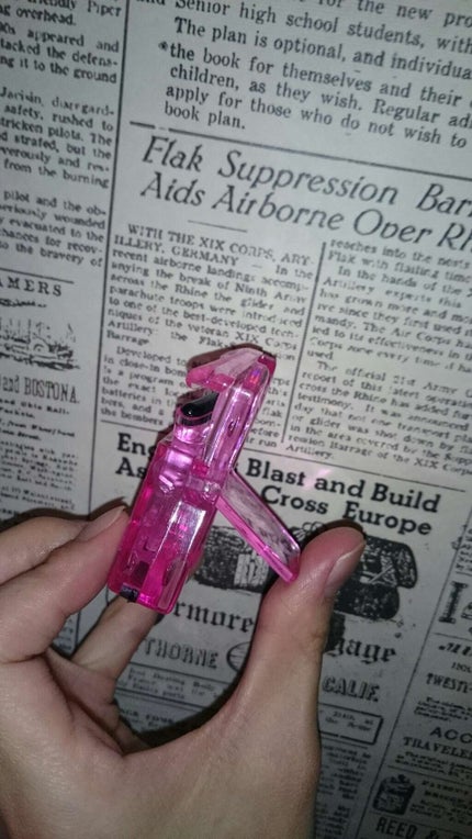 DAISO アイラッシュカーラー バネ付のクチコミ「★DAISO アイラッシュカーラー★
ビューラーってポーチに入れとくと、けっこう邪魔になりませ.....」(2枚目)