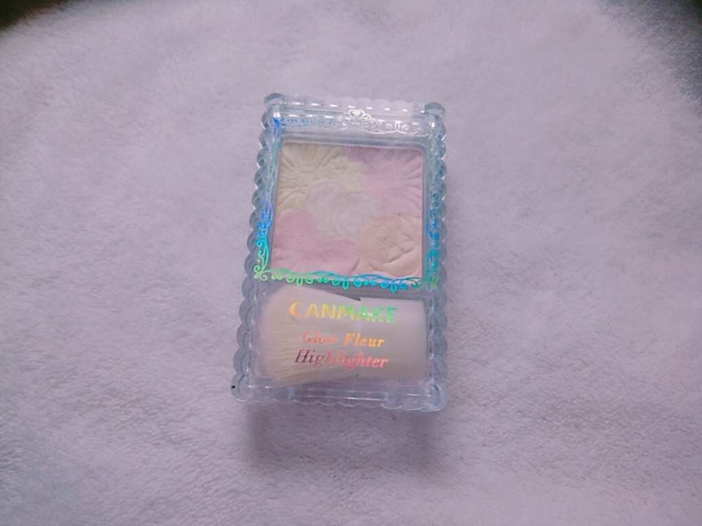 グロウフルールハイライター/キャンメイク/パウダーハイライトを使ったクチコミ(1枚目)