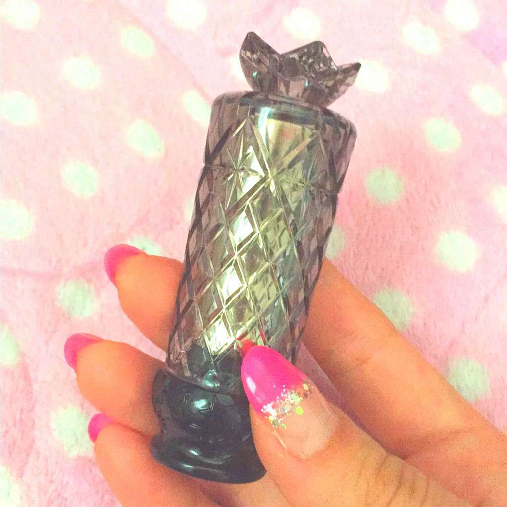 リップ スティック V/ANNA SUI/口紅を使ったクチコミ(1枚目)