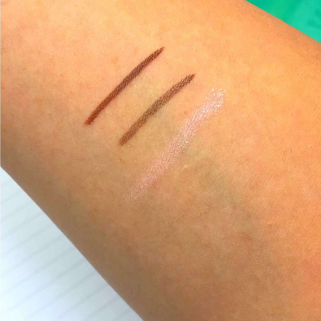 イノセントライナー/インテグレート/スティックアイシャドウを使ったクチコミ(2枚目)