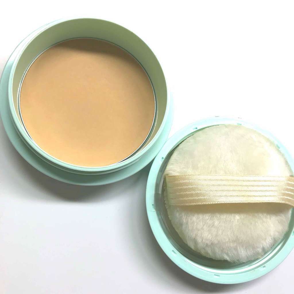 フェイスパウダー 薬用オークル/クリアラスト/プレストパウダーを使ったクチコミ(2枚目)