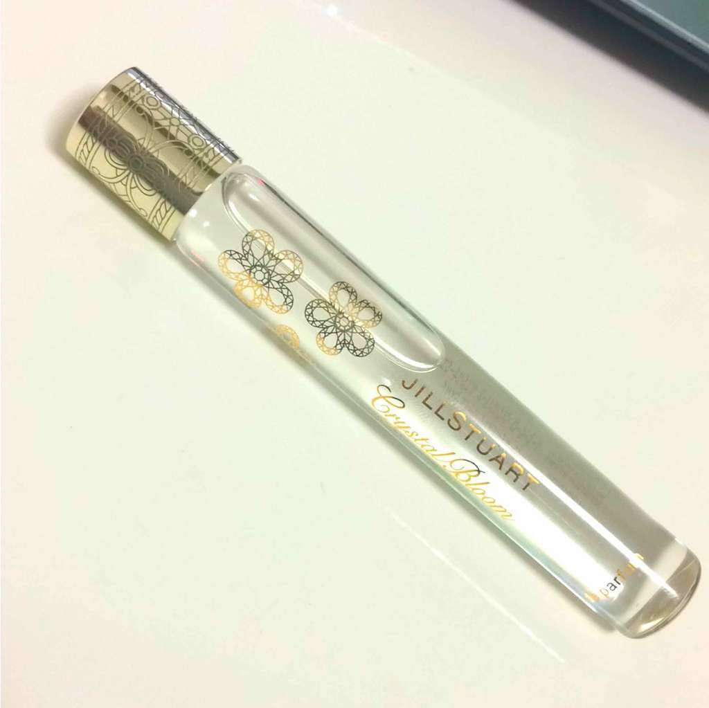 クリスタルブルーム エターナルダズル オードパルファン ローラーボール/JILL STUART/香水(レディース)を使ったクチコミ（1枚目）