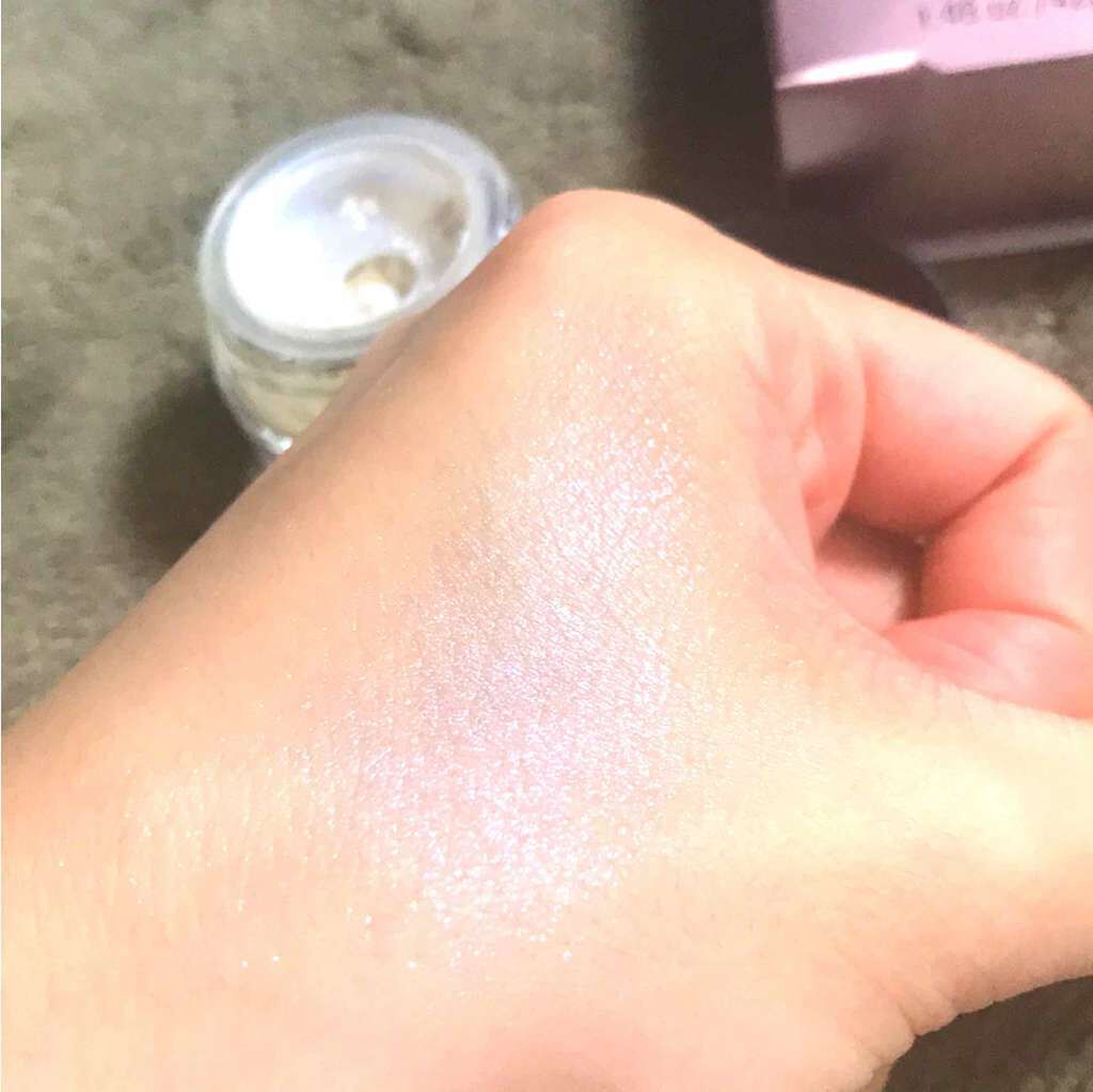 メイクアップカラーバリエーション パールシリーズ/チャコット・コスメティクス/単色アイシャドウを使ったクチコミ（1枚目）