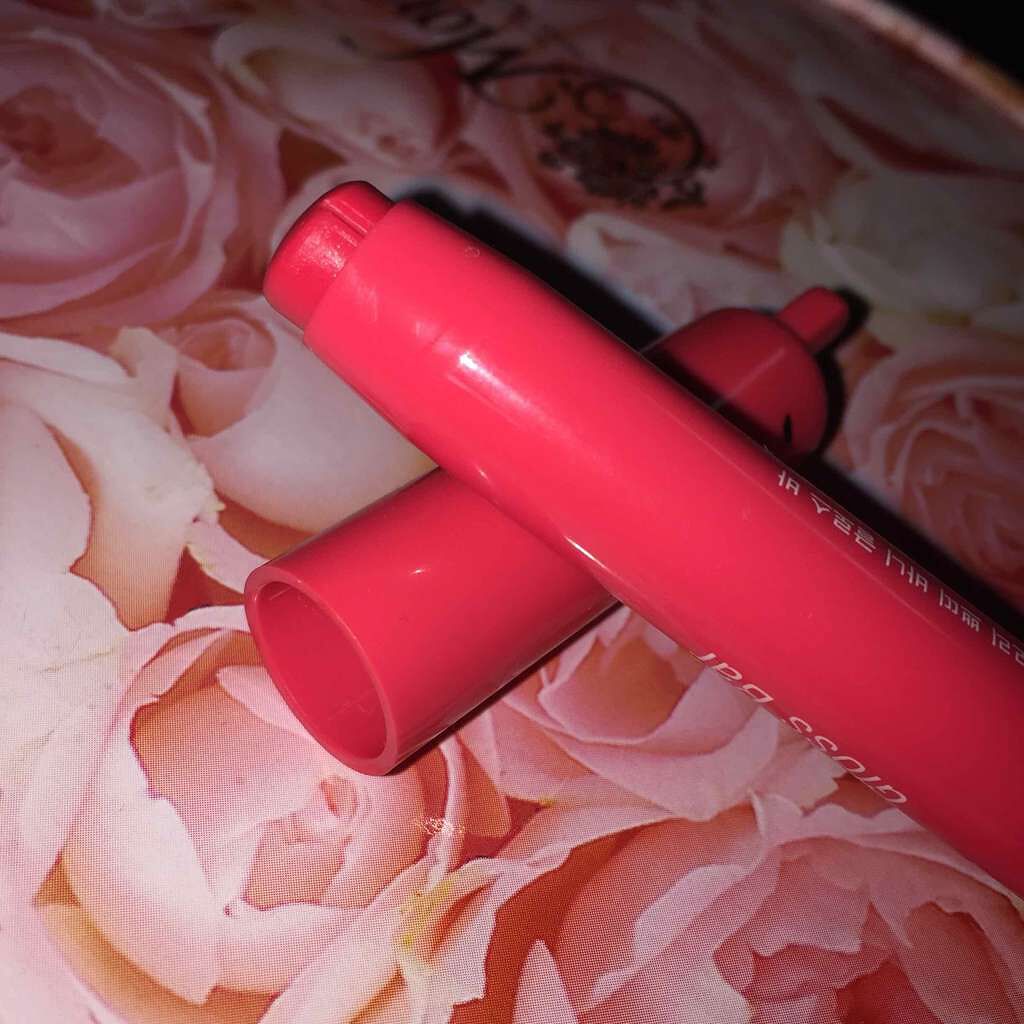 プチバニー グロスバー/TONYMOLY/リップグロスを使ったクチコミ（2枚目）