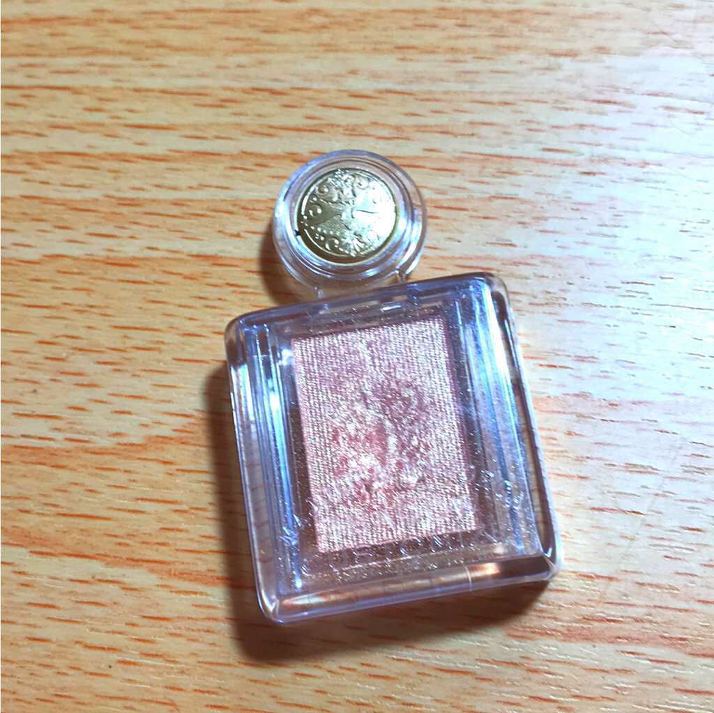 シャドーカスタマイズ/MAJOLICA MAJORCA/単色アイシャドウを使ったクチコミ（1枚目）