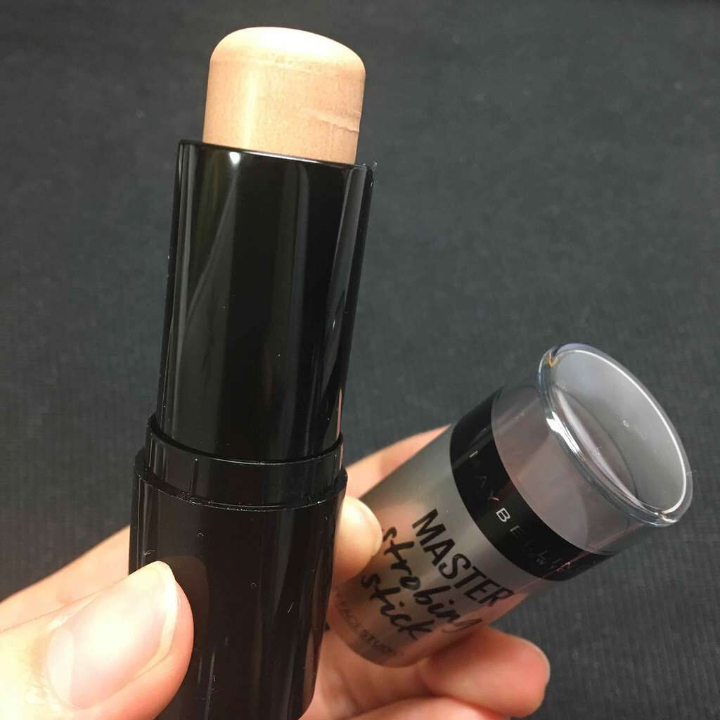 マスターストロビングスティック 01 ヌード/MAYBELLINE NEW YORK/ジェル・クリームチークを使ったクチコミ（2枚目）