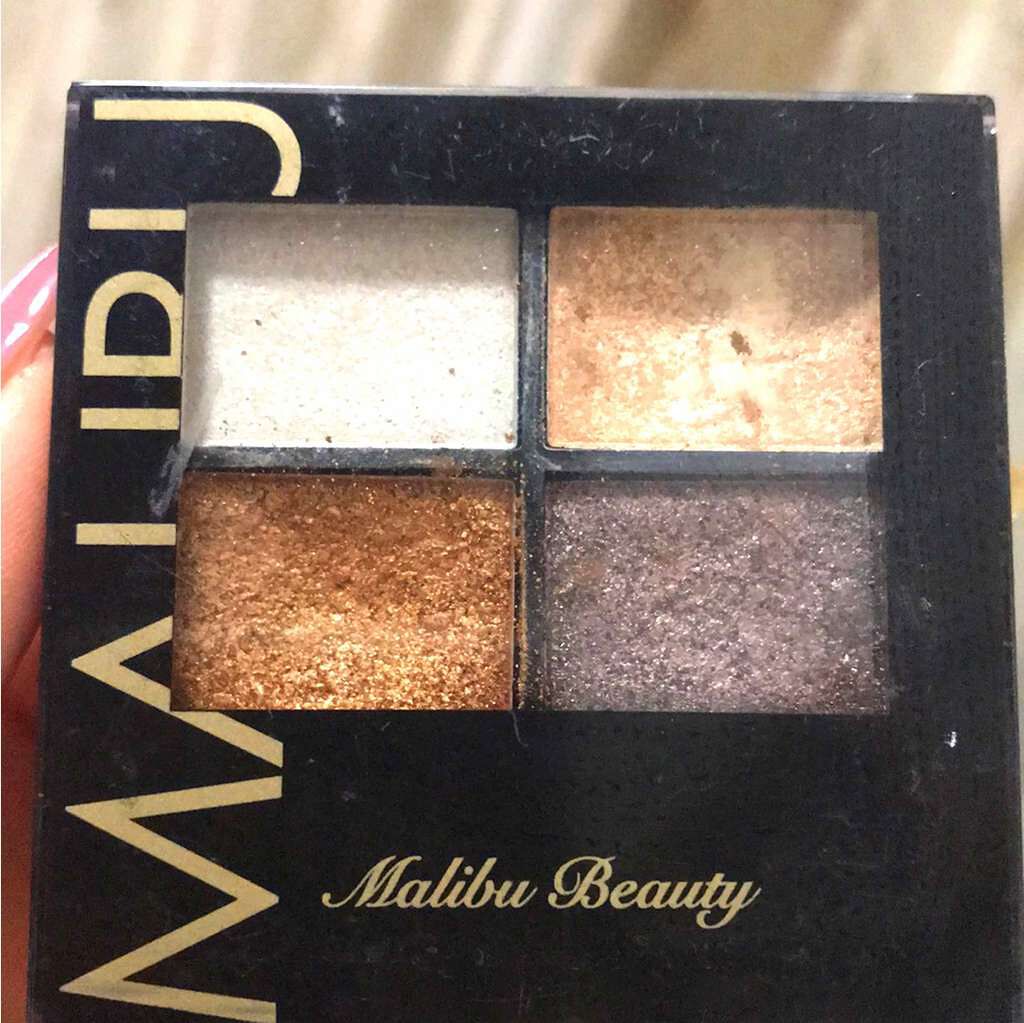 マリブビューティーセレクションアイズ/マリブビューティー/アイシャドウパレットを使ったクチコミ(1枚目)