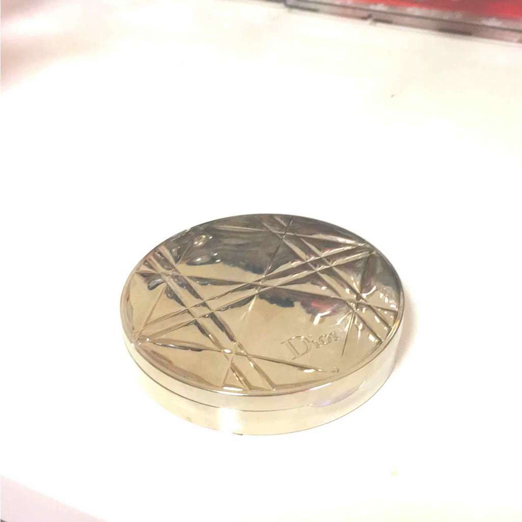 ディオールスキン ヌード エアー ルミナイザー パウダー/Dior/プレストパウダーを使ったクチコミ（2枚目）