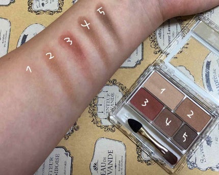 パーフェクトマルチアイズ/キャンメイク/アイシャドウパレットを使ったクチコミ(2枚目)