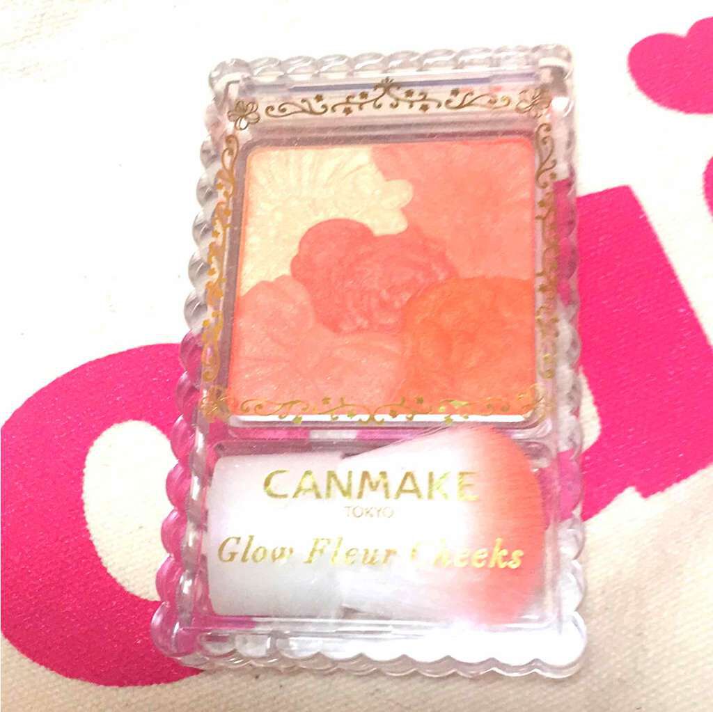 グロウフルールチークス/キャンメイク/パウダーチークを使ったクチコミ(1枚目)
