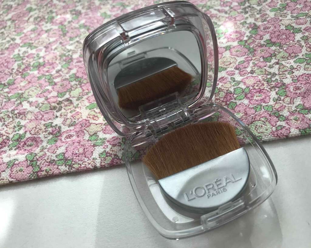 ルーセントマジック パウダーブラッシュ/ロレアル パリ/パウダーチークを使ったクチコミ(3枚目)