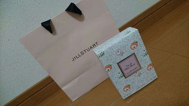 ジルスチュアート リラックス オード ホワイトフローラル/JILL STUART/香水(レディース)を使ったクチコミ（1枚目）