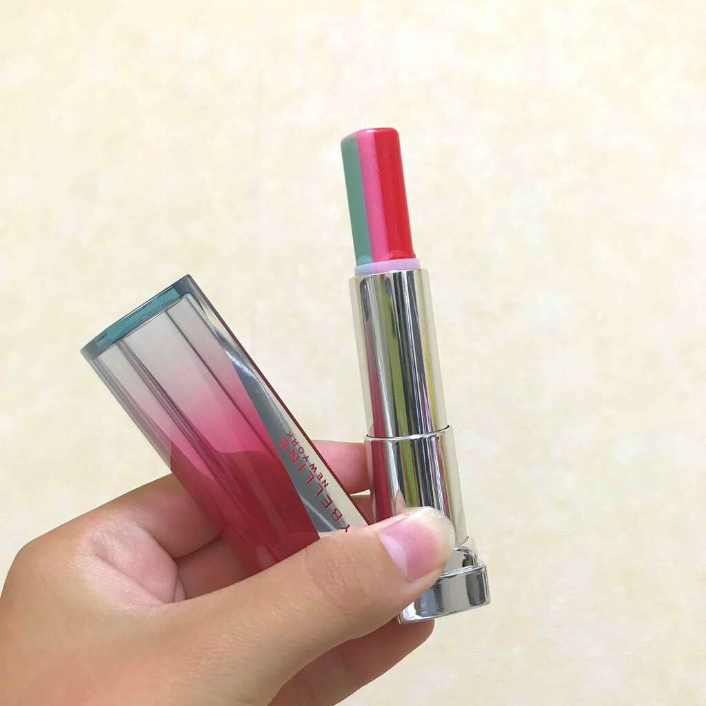 リップ フラッシュ ビッテン ストロボ/MAYBELLINE NEW YORK/口紅を使ったクチコミ(2枚目)