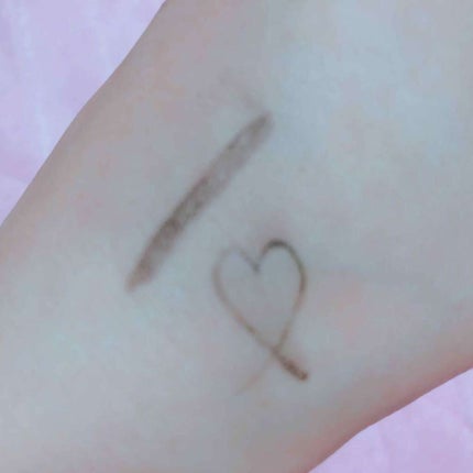 ハイパーシャープ ウィング ライナー/MAYBELLINE NEW YORK/リキッドアイライナーを使ったクチコミ(4枚目)