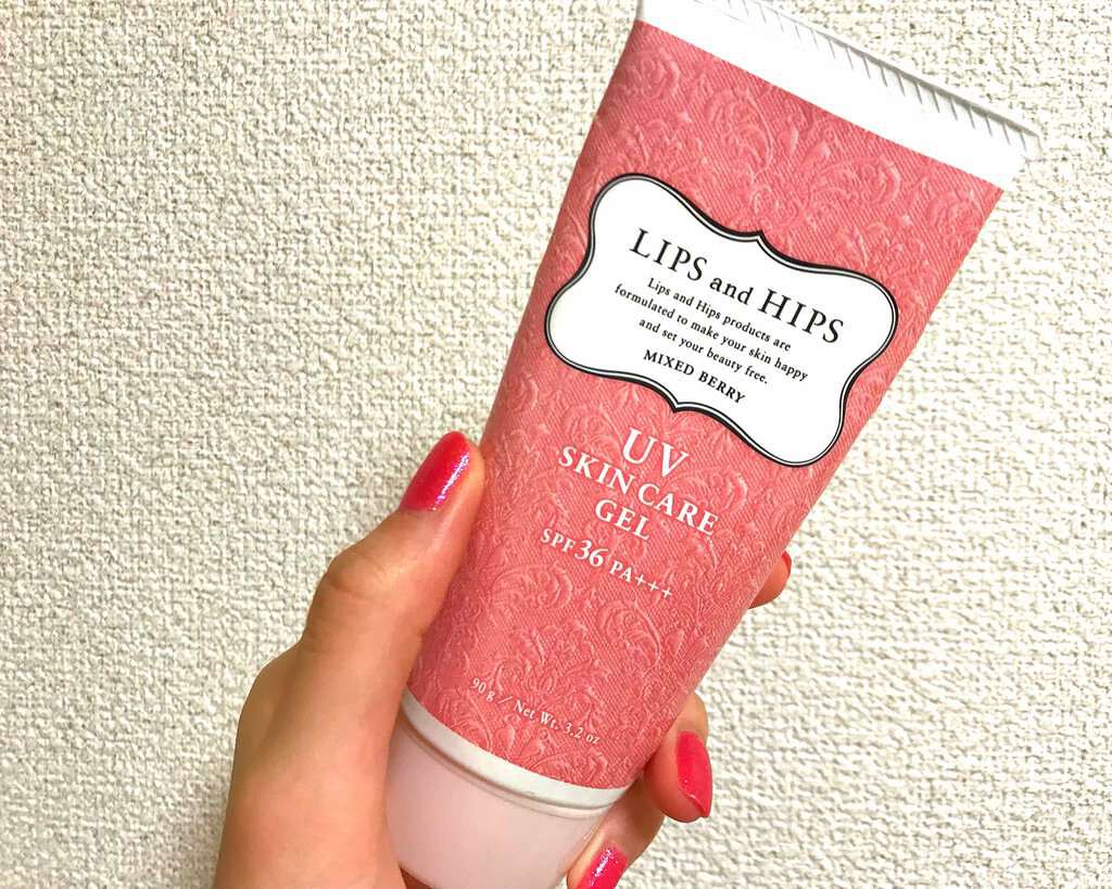 LIPS and HIPS UV SKIN CARE GELのクチコミ「LIPS and HIPS の日焼け止め。
塗るのめんどいな〜って時も香りがいいから
私みたい.....」（1枚目）