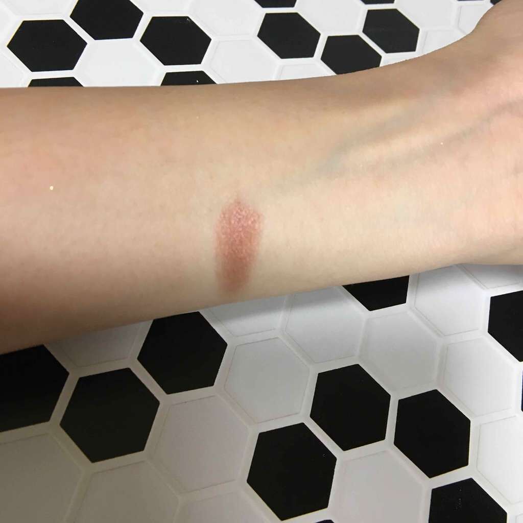 ヴィセ アヴァン シングルアイカラー/Visée/単色アイシャドウを使ったクチコミ(4枚目)