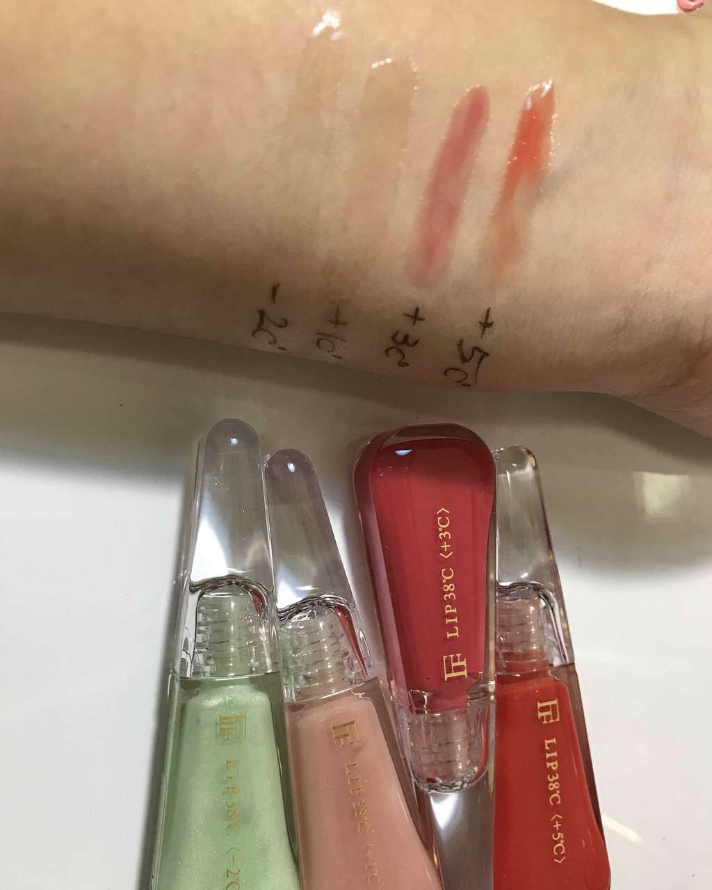 38°C / 99°F リップトリートメント (リップ美容液)/UZU BY FLOWFUSHI/リップケアを使ったクチコミ(1枚目)