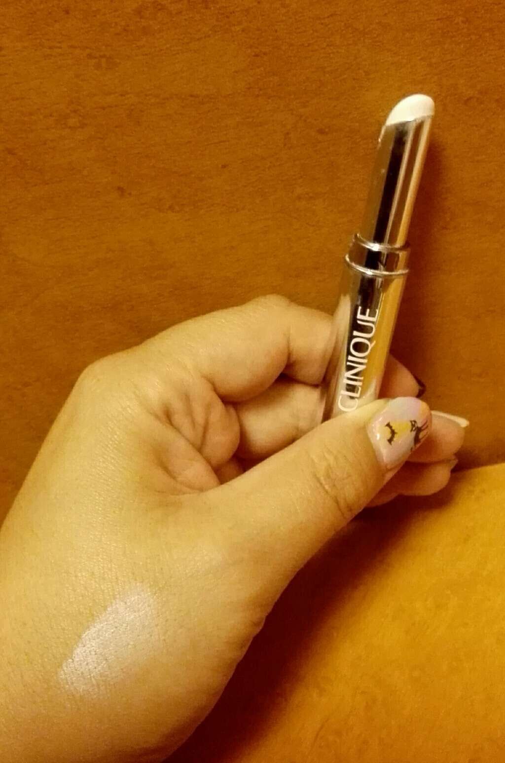 イーブン ベター スポッツ コンセントレート コンシーラー 21/CLINIQUE/スティックコンシーラーを使ったクチコミ(2枚目)