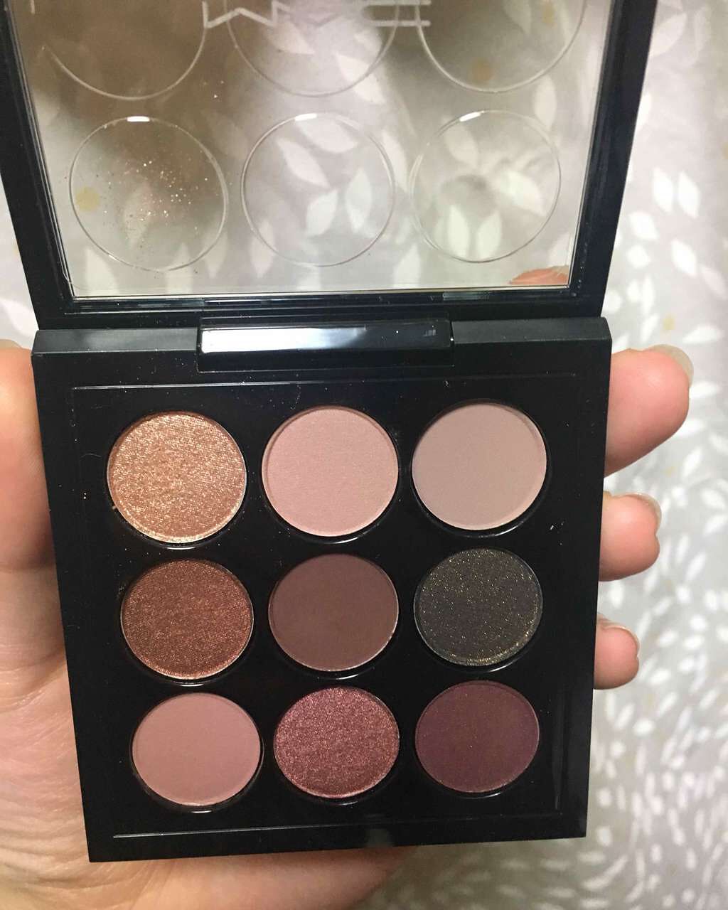 スモール アイシャドウ×9/M・A・C/アイシャドウパレットを使ったクチコミ(1枚目)