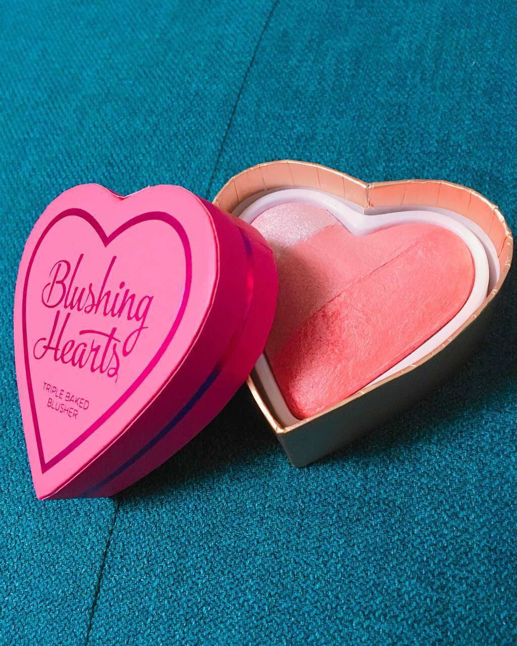 ブラッシング ハート/MAKEUP REVOLUTION/パウダーチークを使ったクチコミ（1枚目）