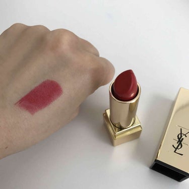 <旧>ルージュ ピュールクチュール <コレクター>NO.1 ル ルージュ/YVES SAINT LAURENT BEAUTE/口紅を使ったクチコミ（2枚目）