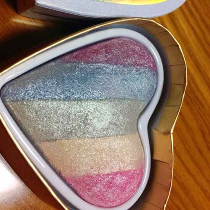 ブラッシング ハート/MAKEUP REVOLUTION/パウダーチークを使ったクチコミ(2枚目)