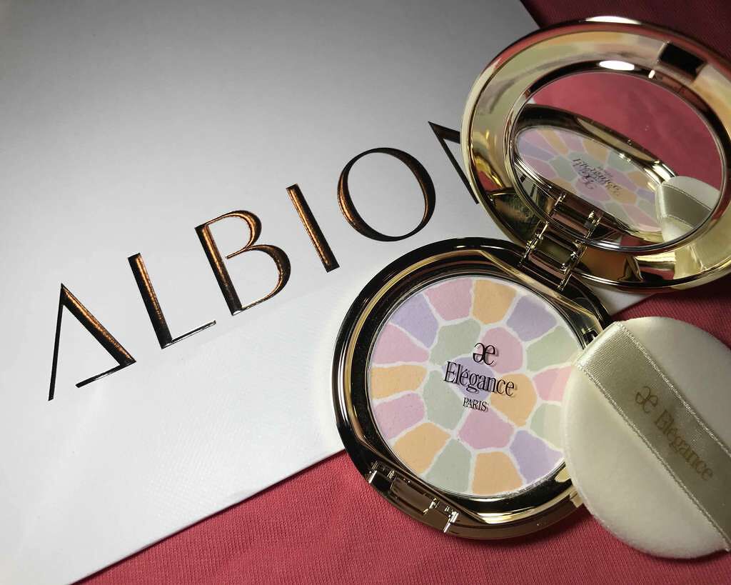 ラ プードル オートニュアンス/Elégance/プレストパウダーを使ったクチコミ(1枚目)