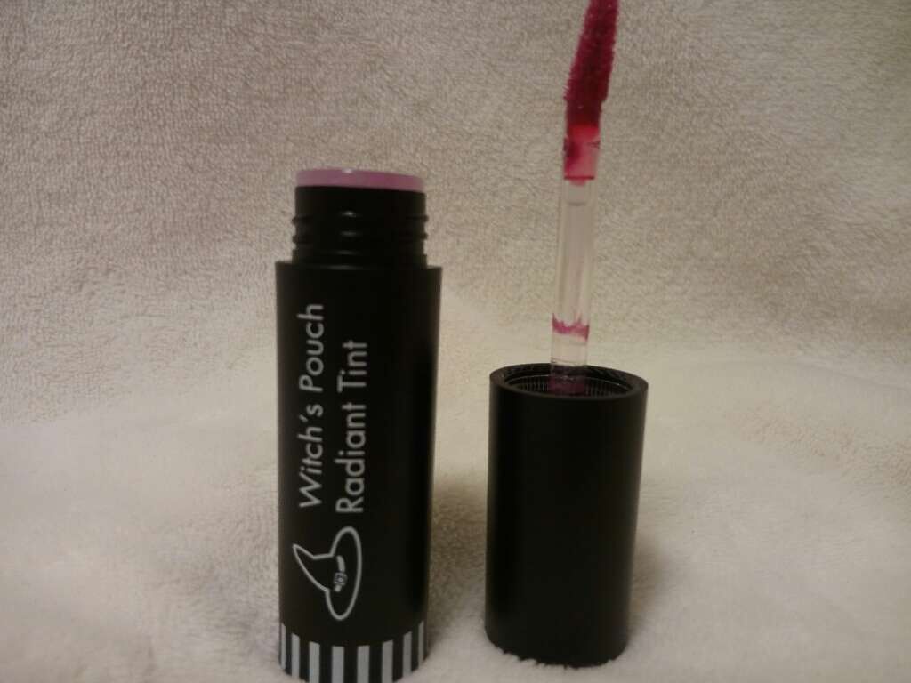 ラディアントロリーティント/Witch's Pouch/リップティントを使ったクチコミ（2枚目）