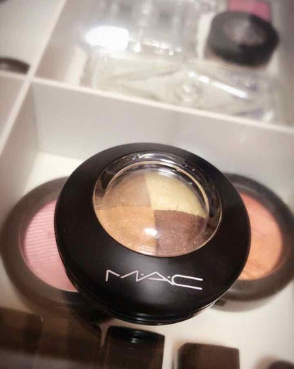 ミネラライズ アイシャドウ/M・A・C/アイシャドウパレットを使ったクチコミ(1枚目)