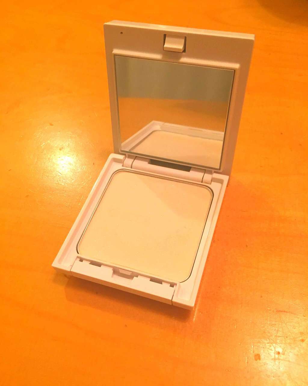 ラディアントヌード プレストパウダー/CHICCA/プレストパウダーを使ったクチコミ(2枚目)